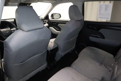 2021 Toyota Highlander LE