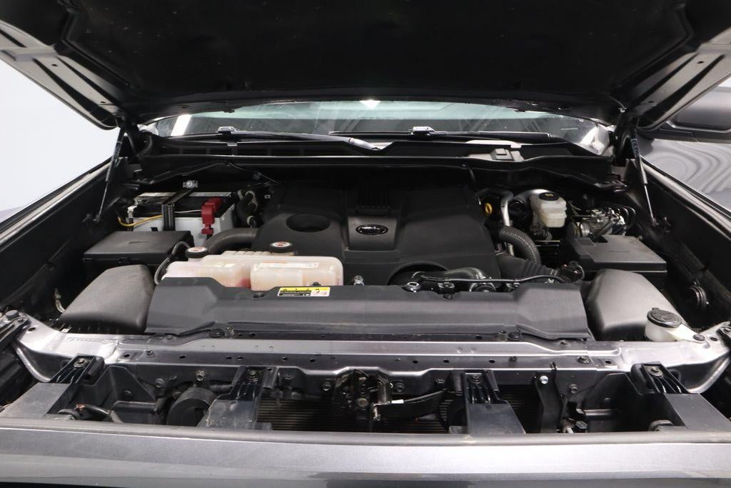 2025 Toyota Tundra 4WD SR5