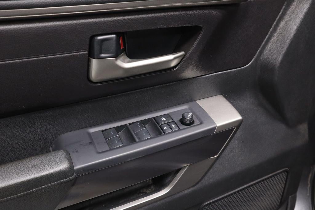 2025 Toyota Tundra 4WD SR5