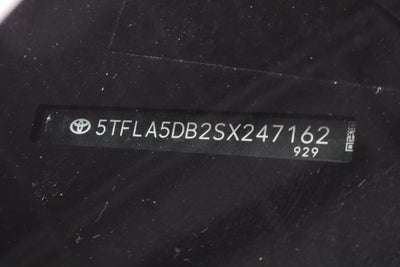 2025 Toyota Tundra 4WD SR5