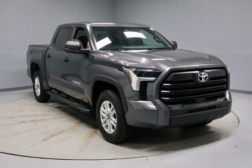 2025 Toyota Tundra 4WD SR5