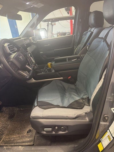 2025 Toyota Tundra 4WD SR5