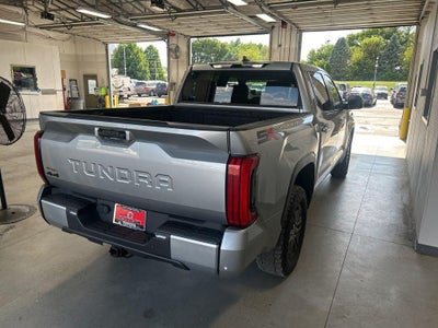 2024 Toyota Tundra 4WD SR5