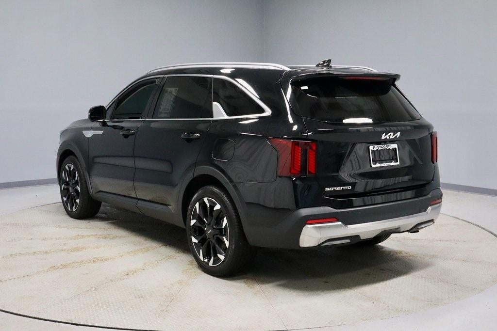 2025 Kia Sorento SX