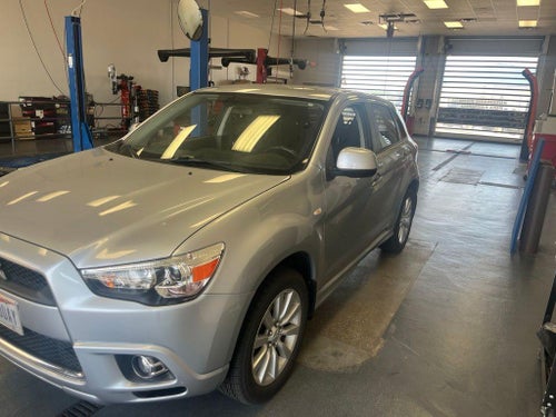 2011 Mitsubishi Outlander Sport SE