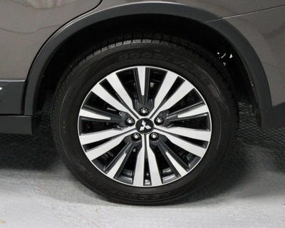 2019 Mitsubishi Outlander Base