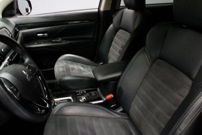 2019 Mitsubishi Outlander Base