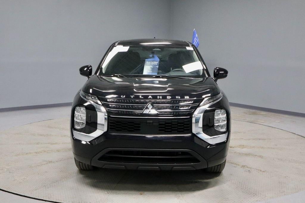 2024 Mitsubishi Outlander ES