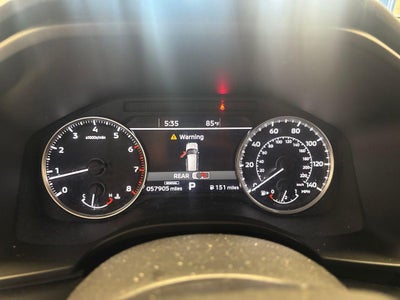 2022 Mitsubishi Outlander Base