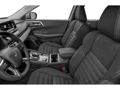 2022 Mitsubishi Outlander Base