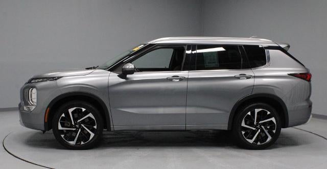 2023 Mitsubishi Outlander SEL