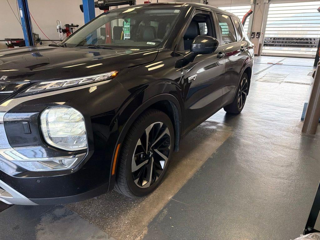 2023 Mitsubishi Outlander PHEV SE