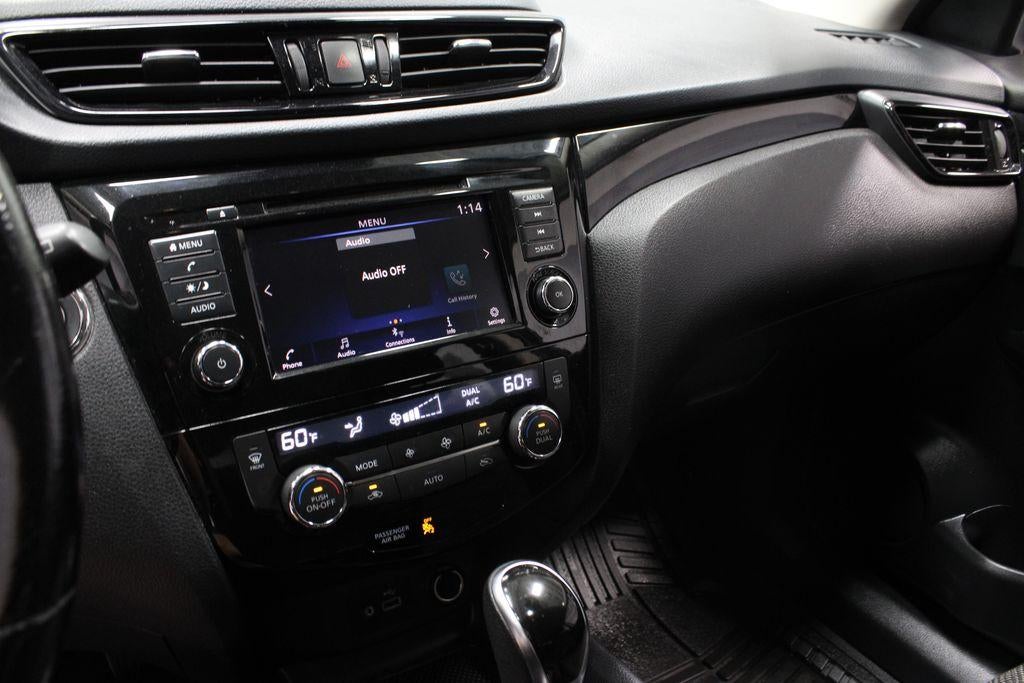 2022 Nissan Rogue Sport SV