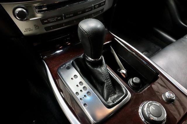 2017 INFINITI Q70 3.7X