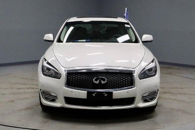 2017 INFINITI Q70 3.7X