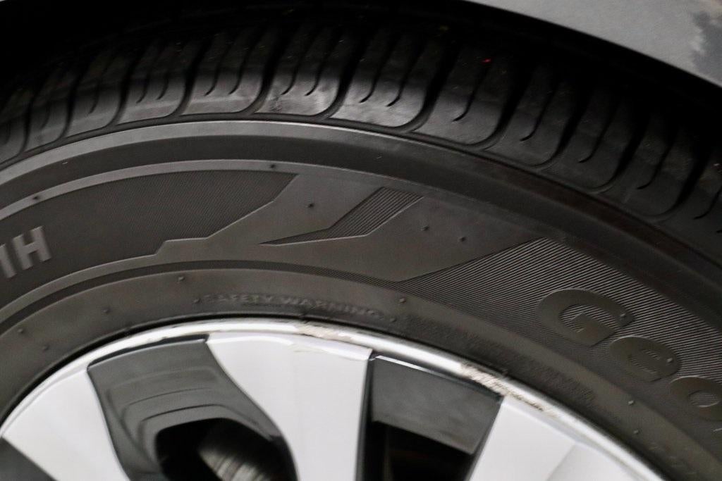 2021 Toyota Prius Prime LE