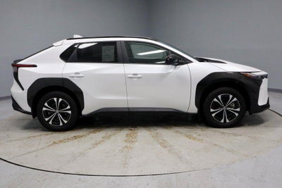 2024 Toyota bZ4X XLE