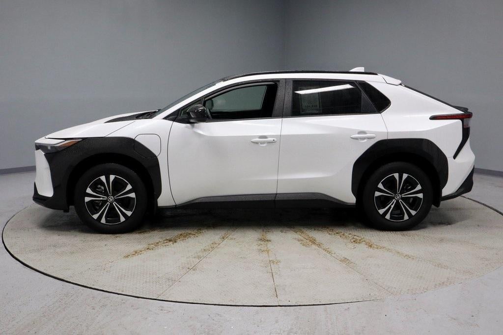 2024 Toyota bZ4X XLE