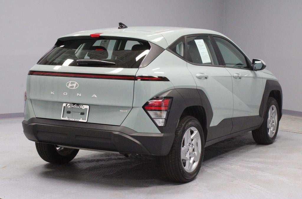 2024 Hyundai KONA SE