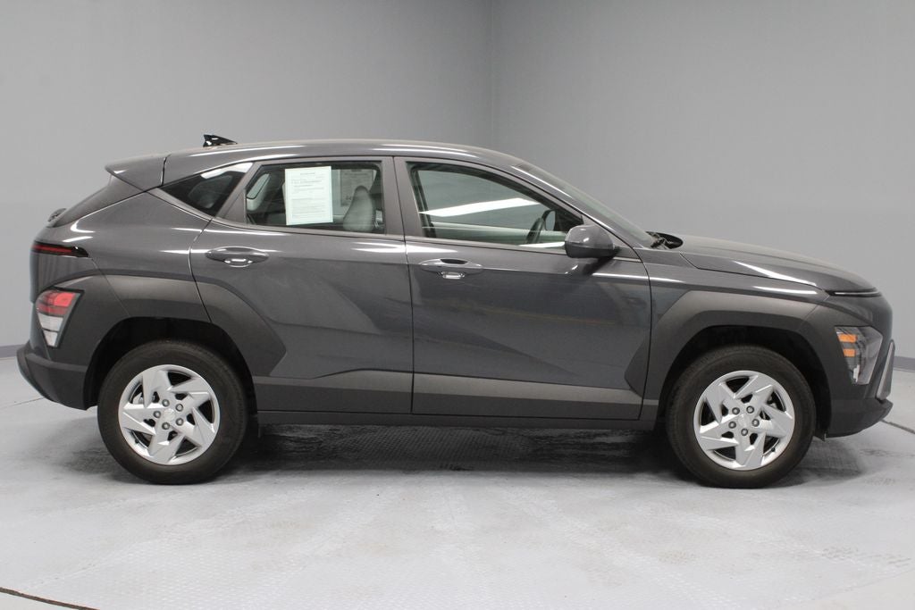 2024 Hyundai KONA SE