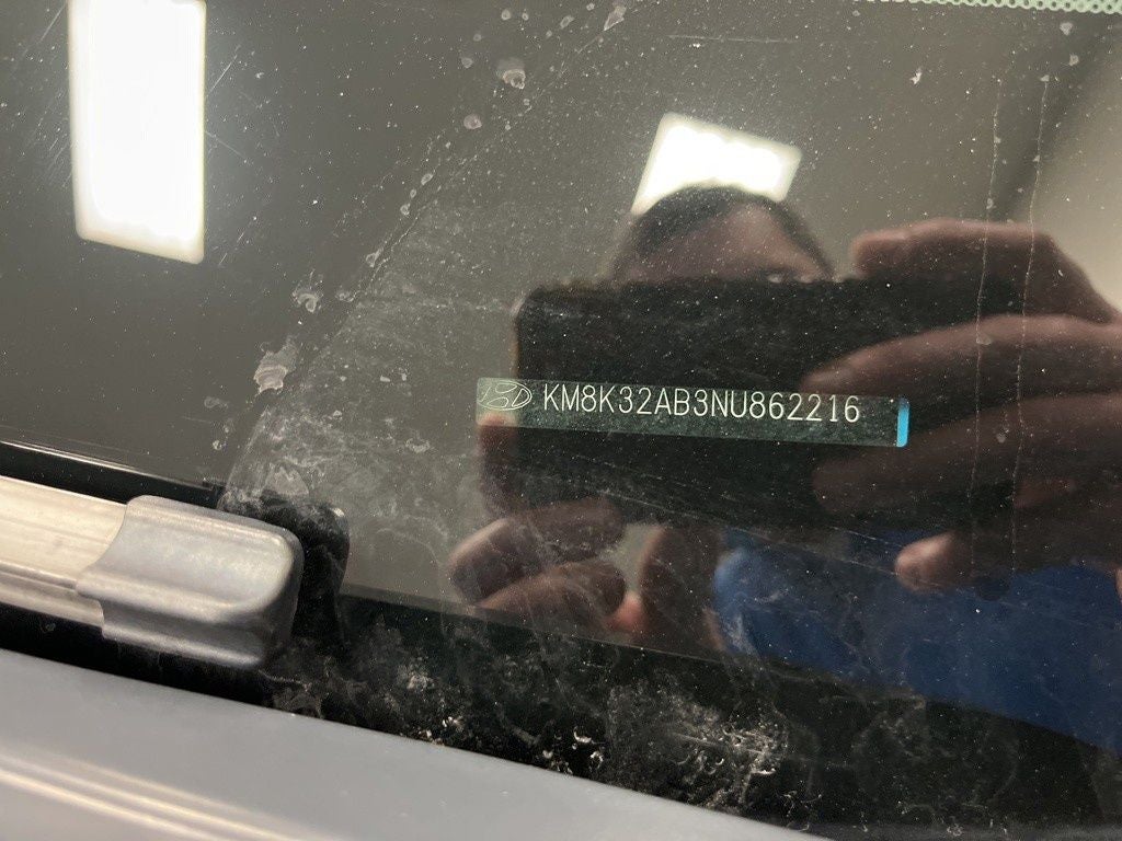 2022 Hyundai KONA SEL