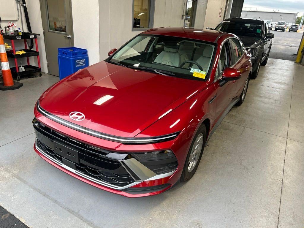 2025 Hyundai SONATA SE