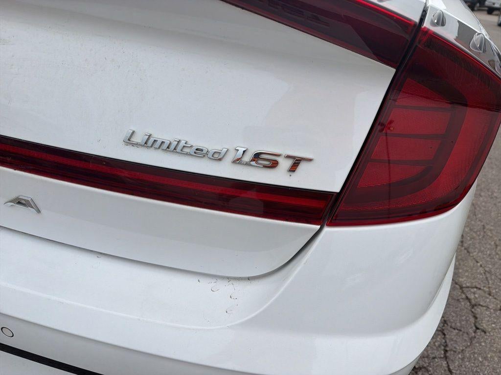 2023 Hyundai SONATA Limited