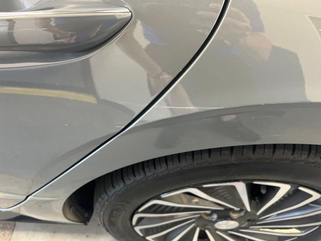 2023 Hyundai SONATA Hybrid Limited