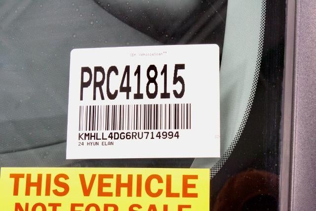 2024 Hyundai ELANTRA SE