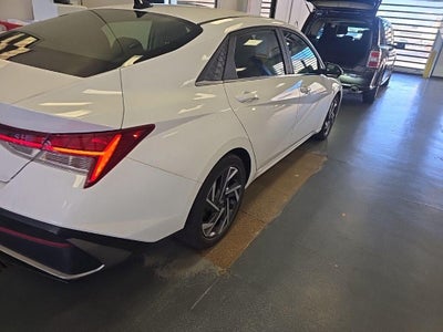 2024 Hyundai ELANTRA SEL