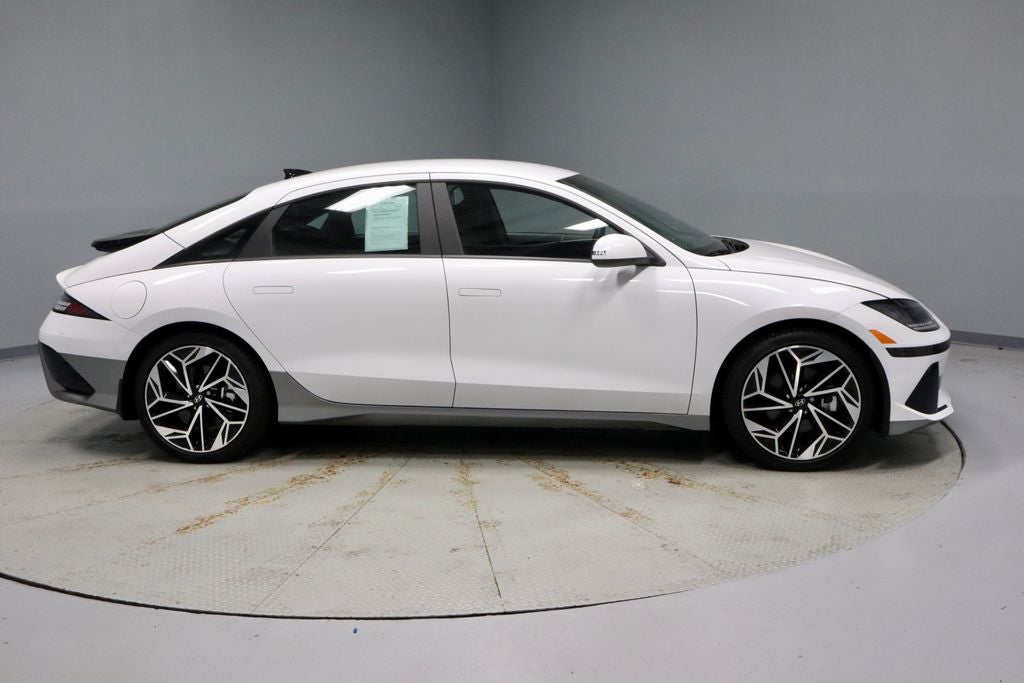 2025 Hyundai IONIQ 6 SEL
