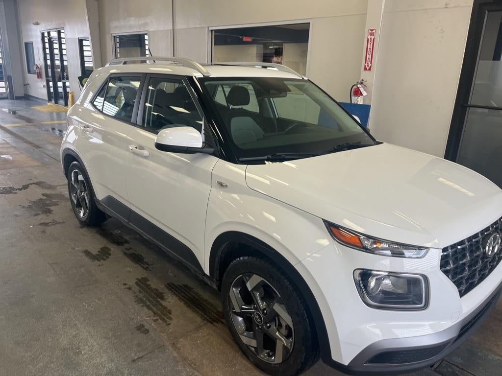 2024 Hyundai VENUE SEL