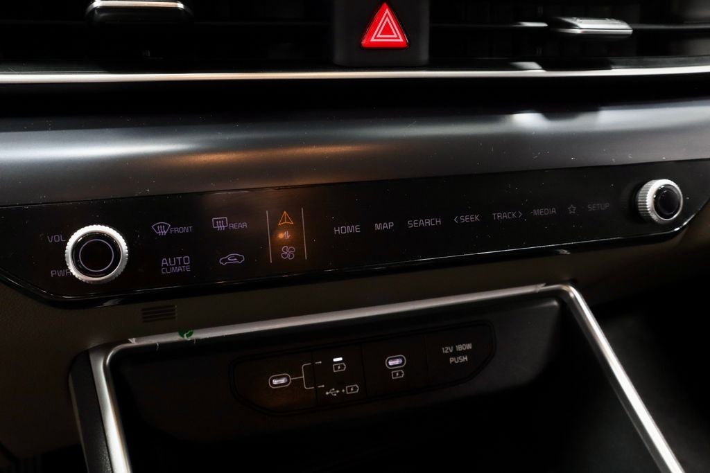 2025 Kia Carnival LXS