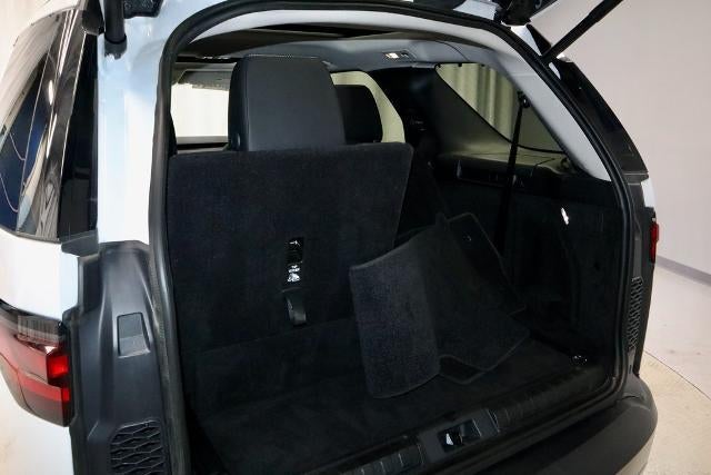 2024 Land Rover Discovery S