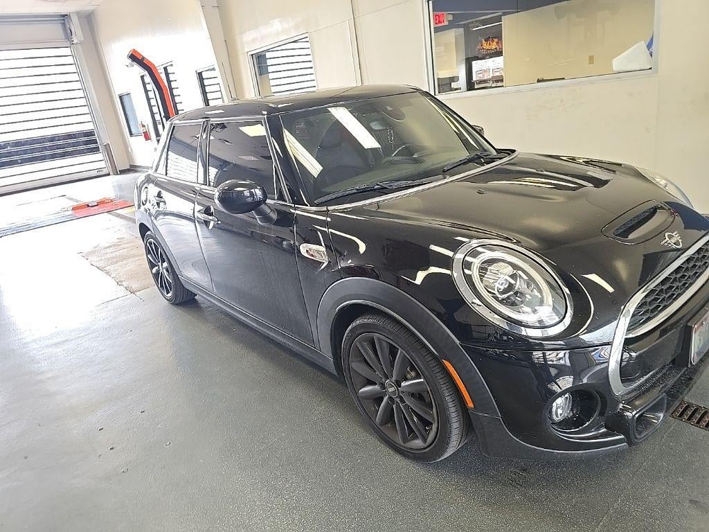 2021 MINI Cooper S Hardtop 4 Door Signature
