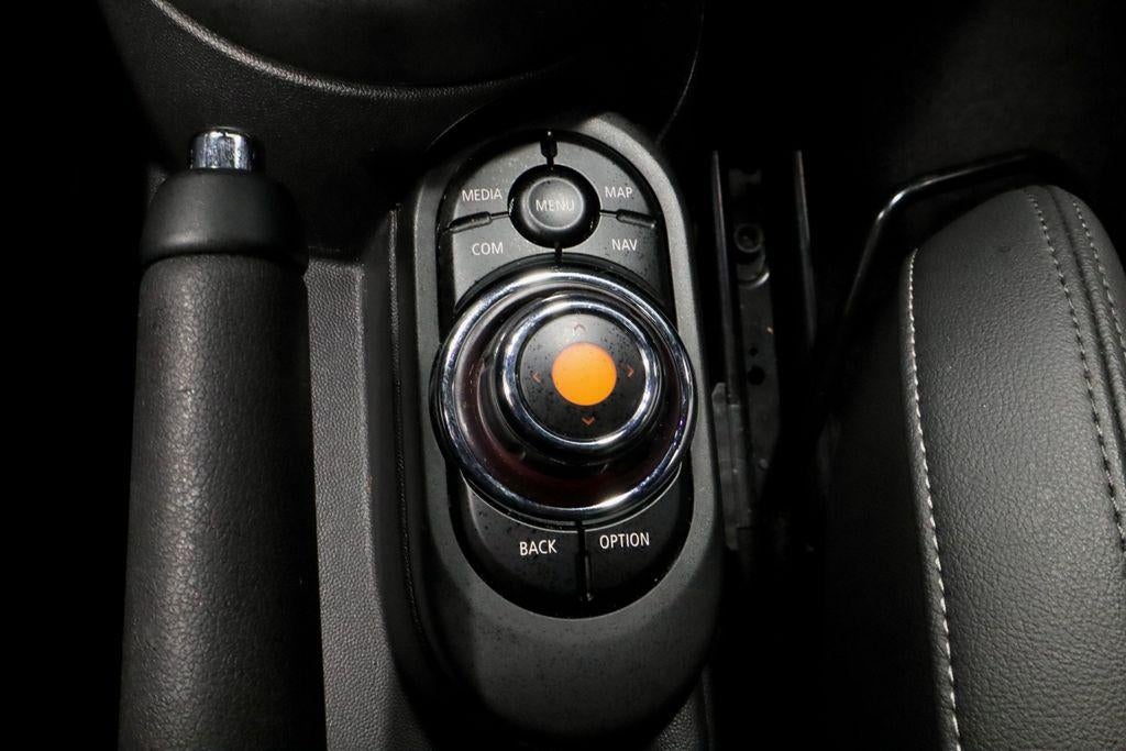 2021 MINI Cooper S Hardtop 4 Door Signature