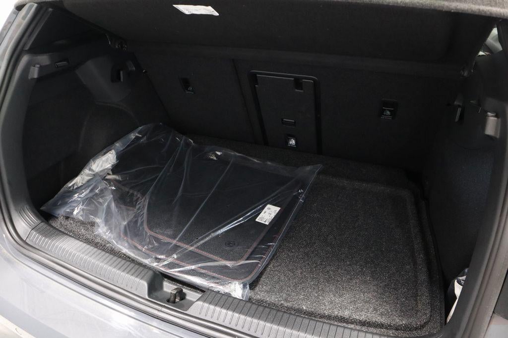 2024 Volkswagen Golf GTI SE