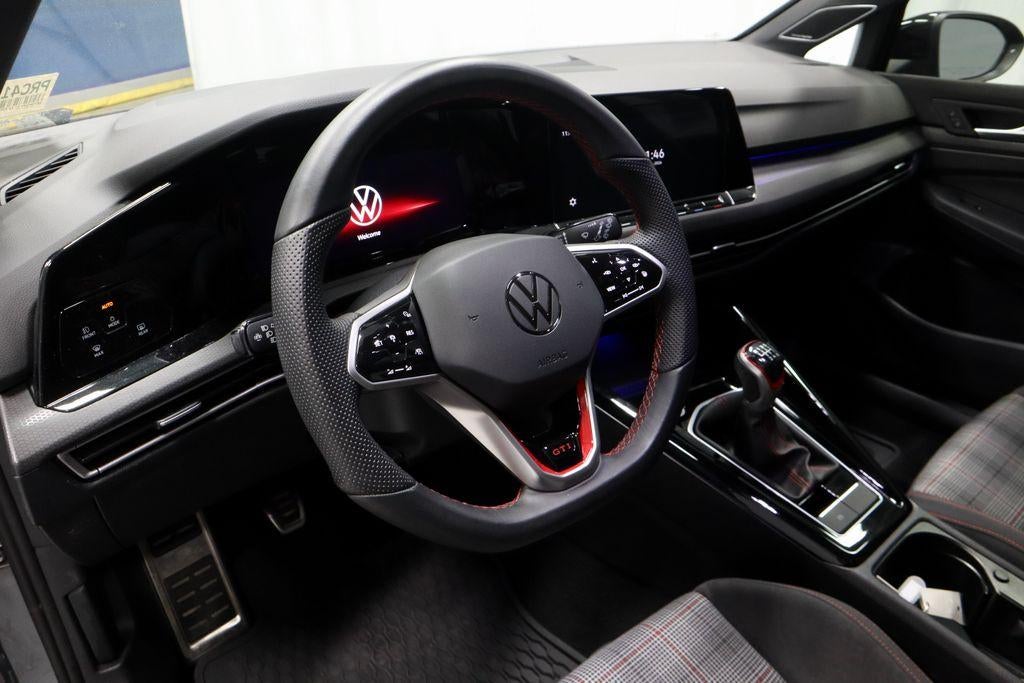 2024 Volkswagen Golf GTI SE