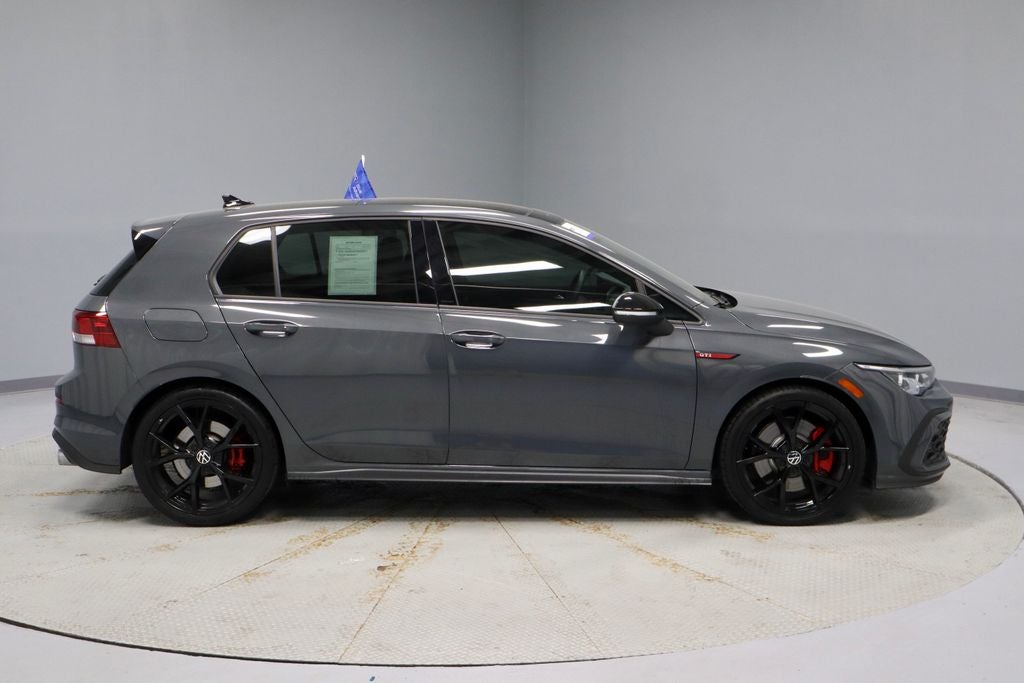 2024 Volkswagen Golf GTI SE