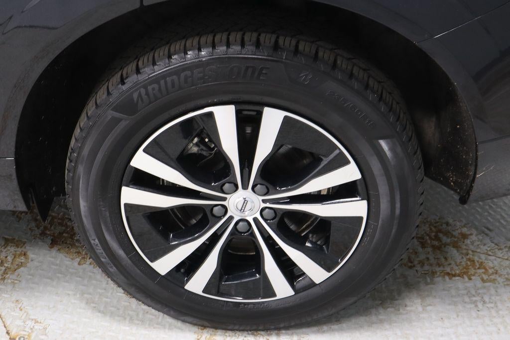 2024 Volvo XC60 Recharge Plug-In Hybrid T8 Plus Dark Theme