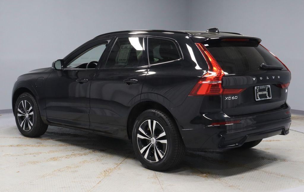 2024 Volvo XC60 Recharge Plug-In Hybrid T8 Plus Dark Theme