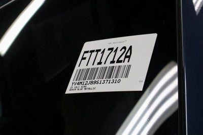 2025 Volvo XC90 B5 Plus